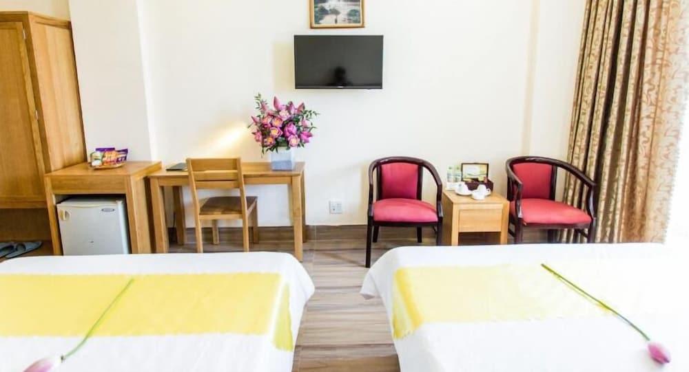 Hoang Yen Hotel 2 Quy Nhơn Exterior foto